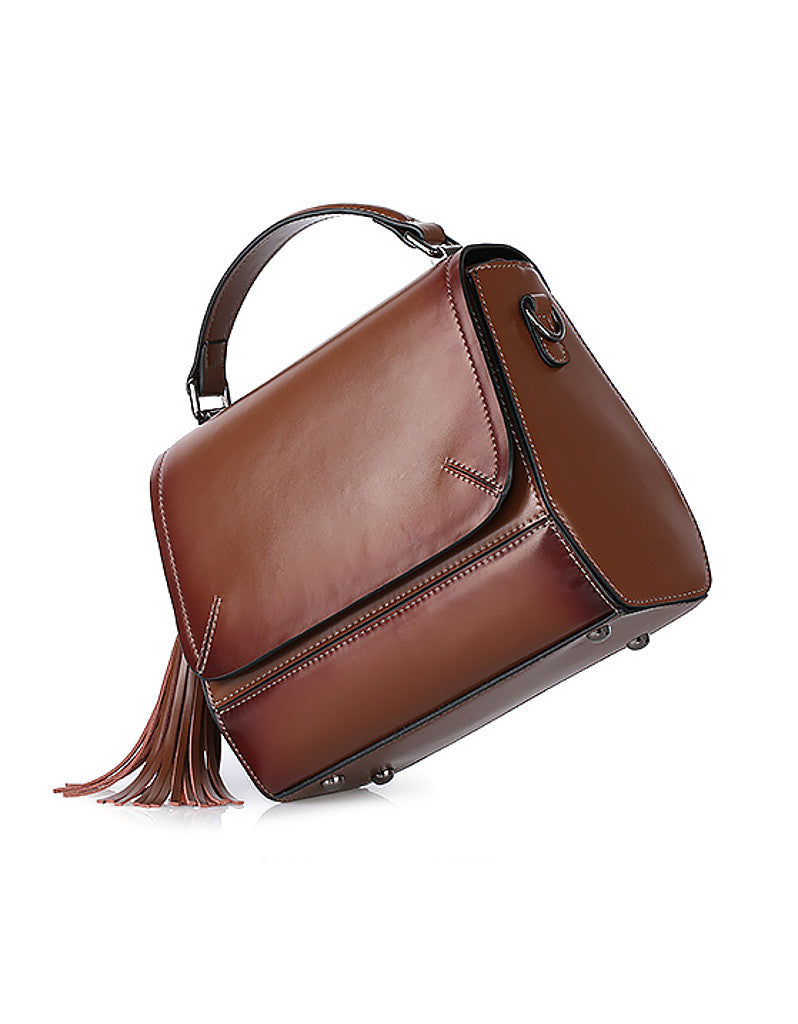 Genuine leather shoulder bag with front flap and tassle (more colours)