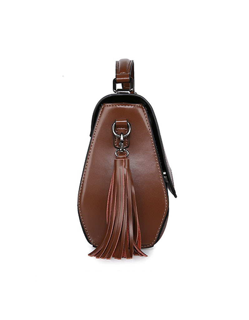 Genuine leather shoulder bag with front flap and tassle (more colours)