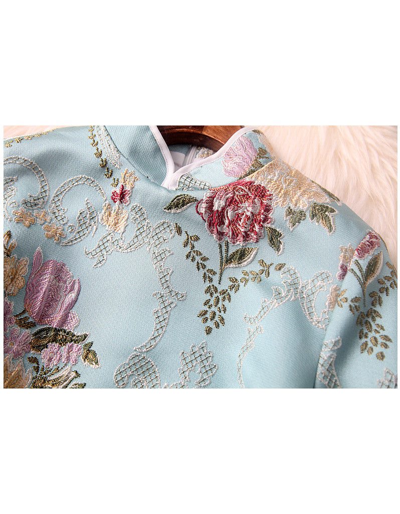 Mid-length sleeve brocade tailored cheongsum