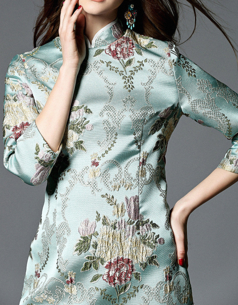 Mid-length sleeve brocade tailored cheongsum