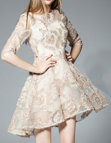 Mid-length sleeved short dress with frills