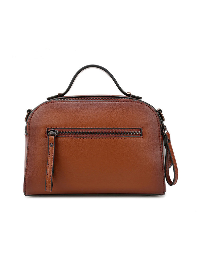 Genuine leather shoulder bag with front pull zip detail (more colours)