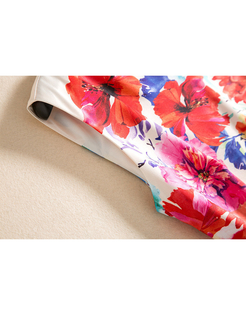 Sleeveless A-line printed v-neck floral short dress