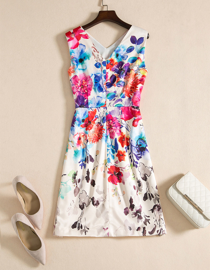 Sleeveless A-line printed v-neck floral short dress