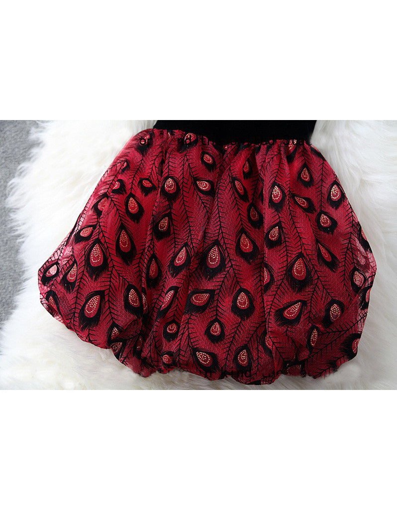 Sleeveless dress with peacock pattern (More colours)