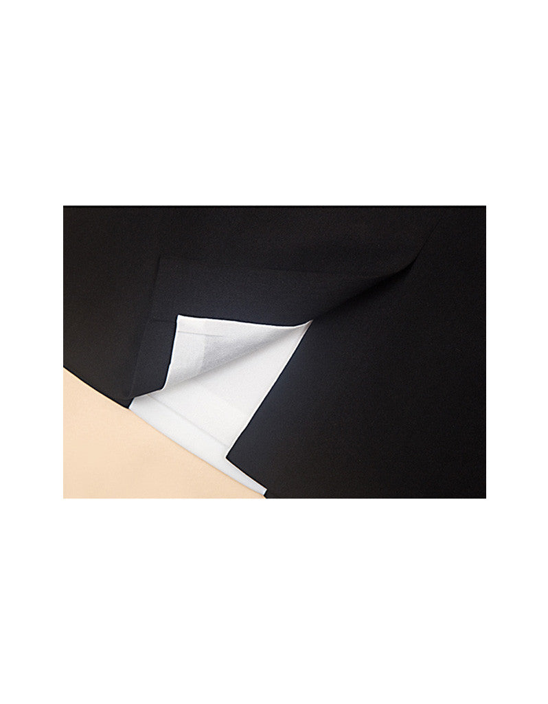 Monochrome patterned mid-length dress