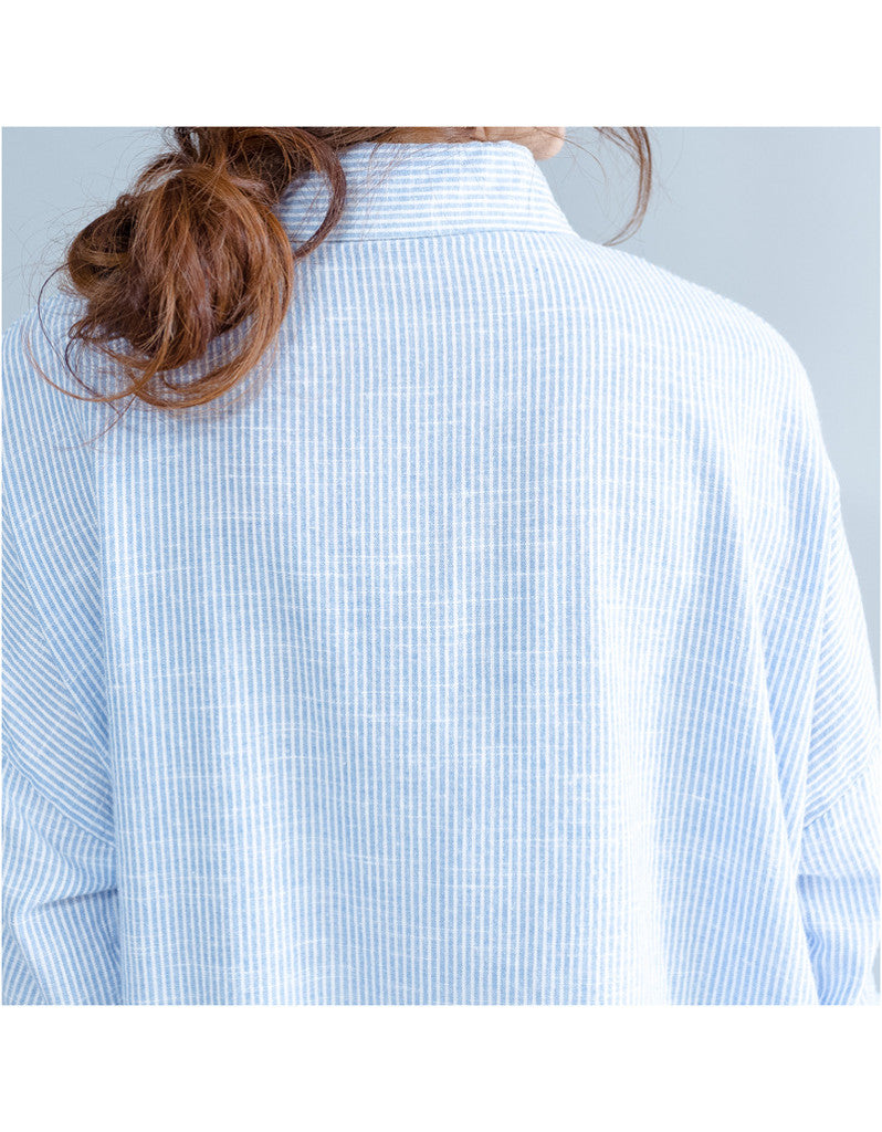 Oversized long sleeved striped shirt dress with kitty picture