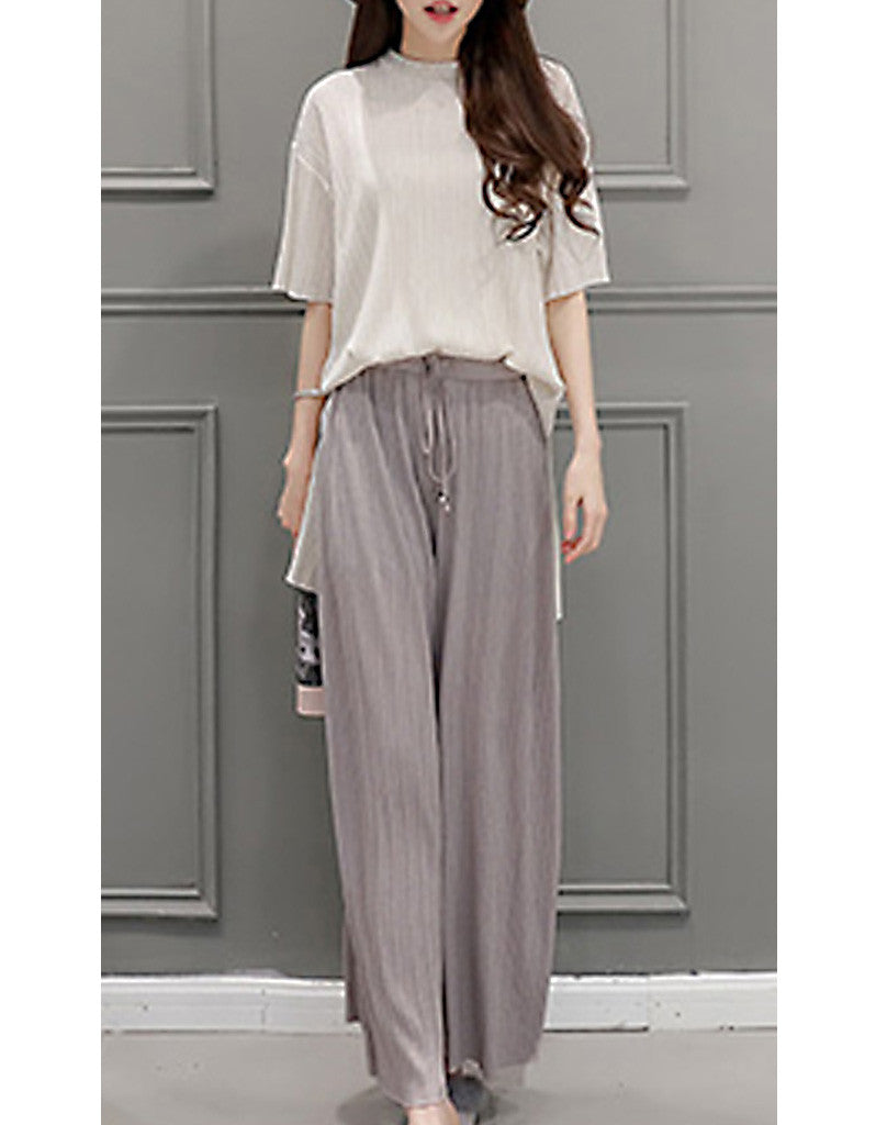 Mid-length sleeve top with pants
