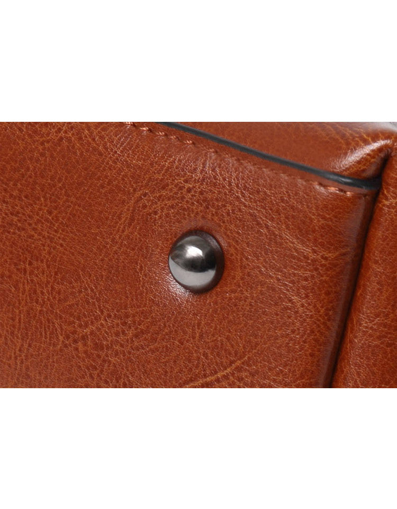 Genuine leather shoulder bag with C-shaped metal clasp (more colours)