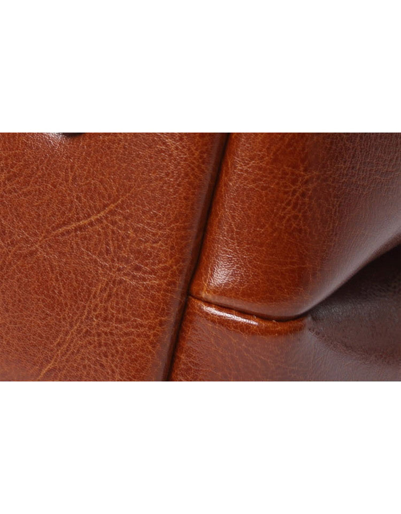 Genuine leather shoulder bag with C-shaped metal clasp (more colours)