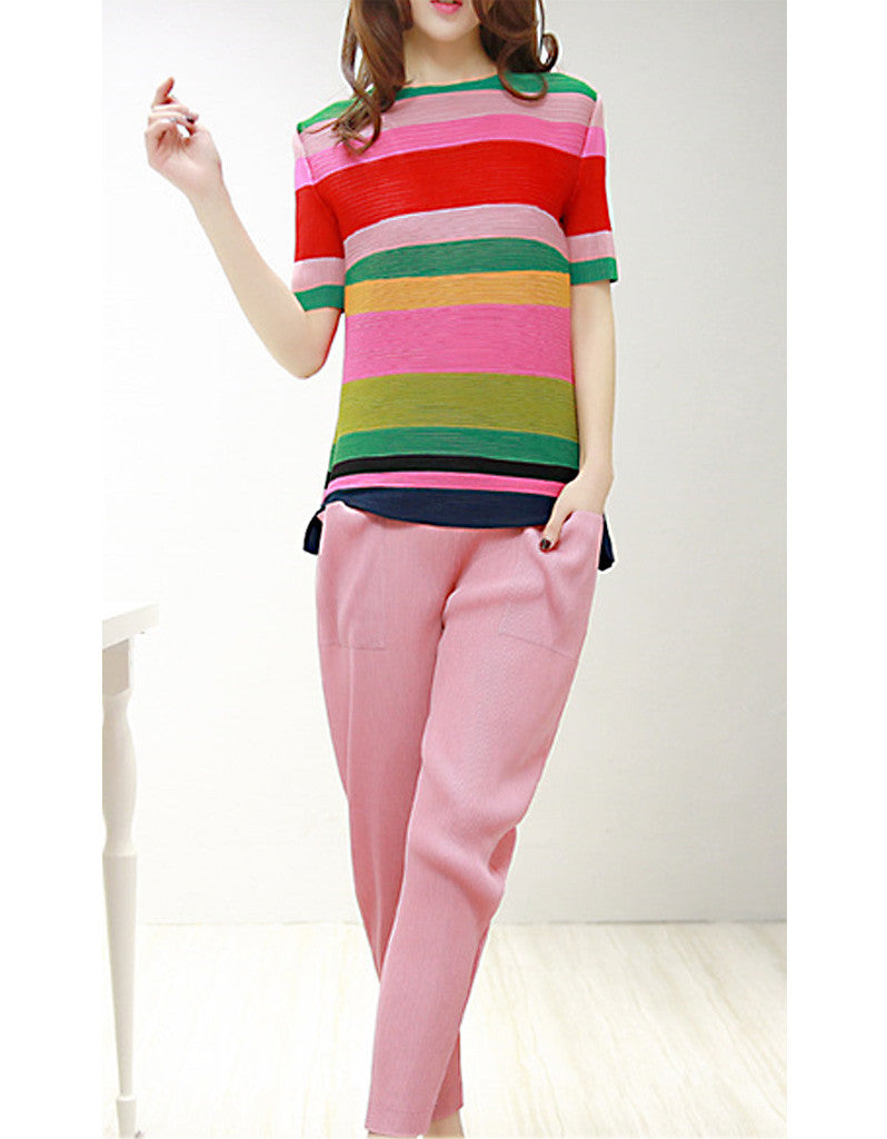 Multi-coloured short sleeve top with pants