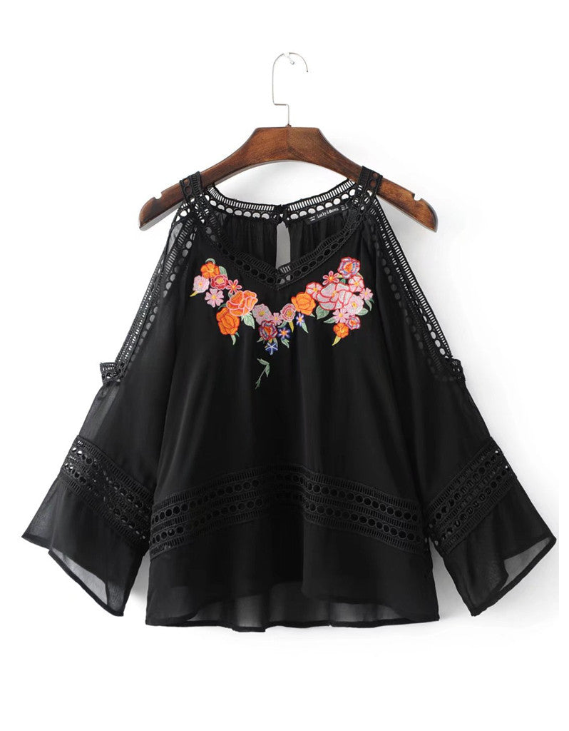 Bohemian top with embroidery and cut-out sleeves
