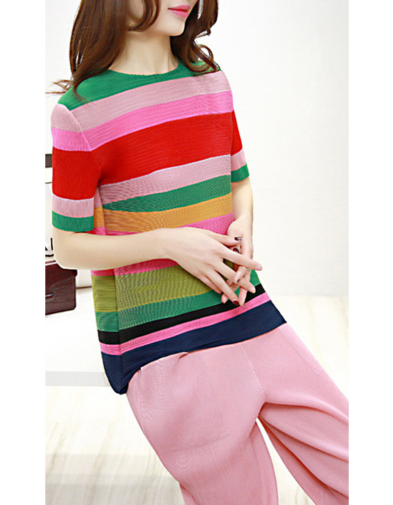 Multi-coloured short sleeve top with pants