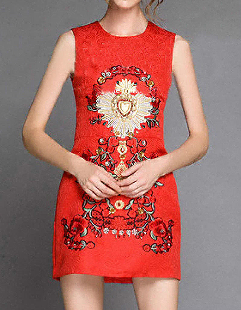 Sleeveless embroidered, beaded short dress with rhinestones