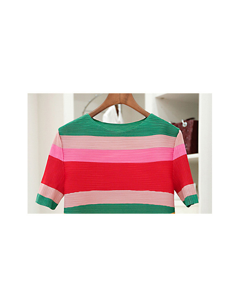 Multi-coloured short sleeve top with pants