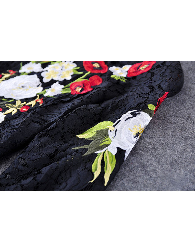 Mid-length sleeve embroidered long dress