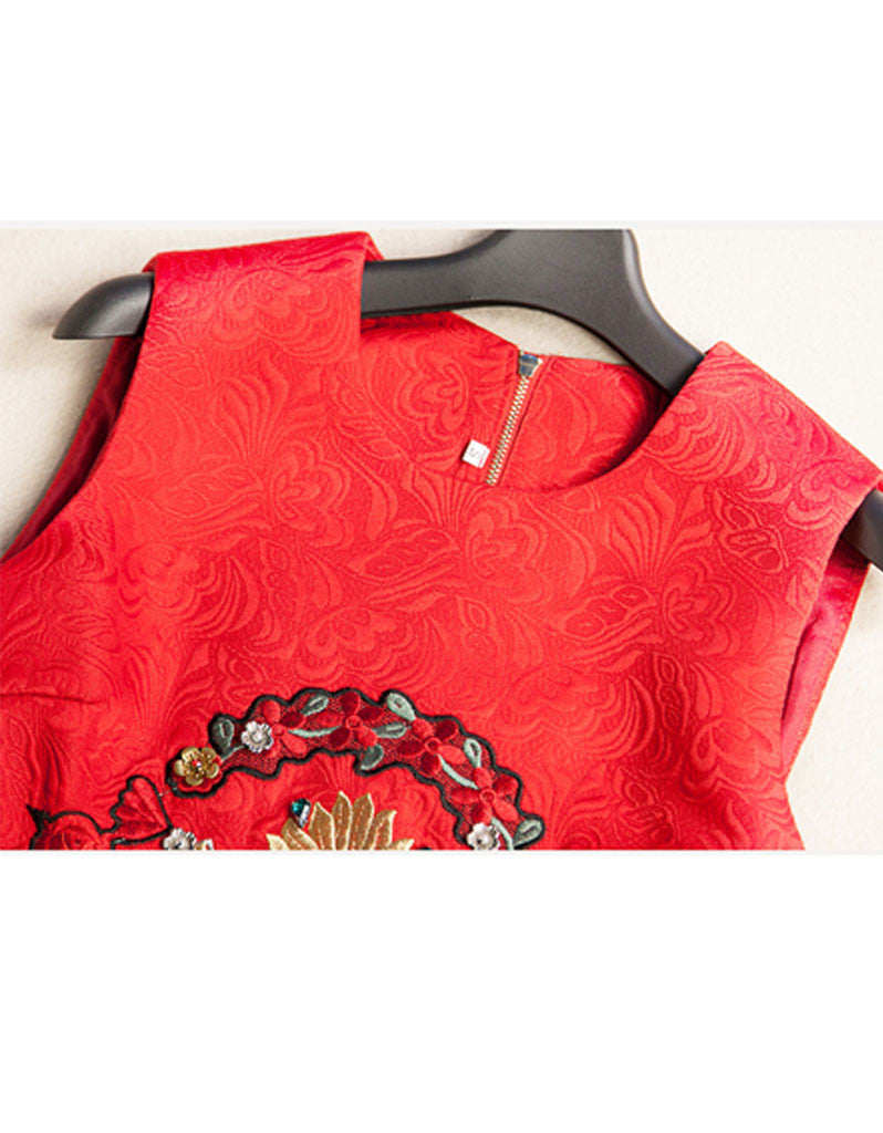 Sleeveless embroidered, beaded short dress with rhinestones