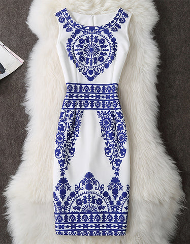 Bohemian top with embroidery and cut-out sleeves