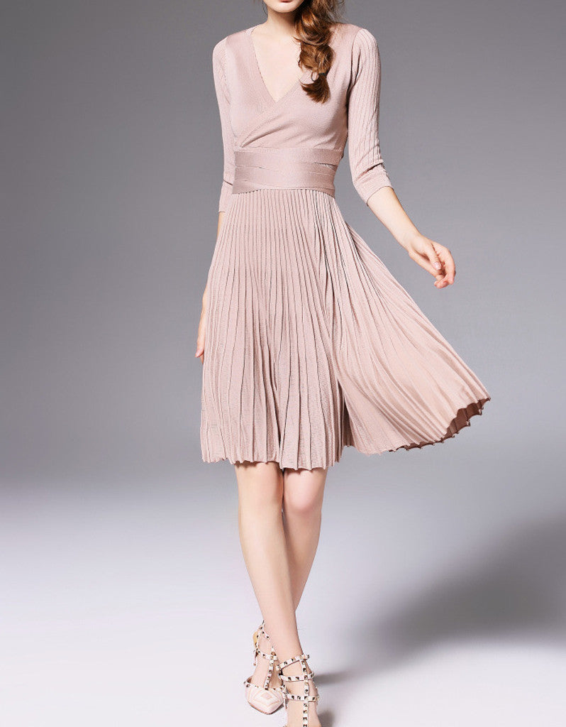 3/4 sleeve V-neck knitted pleated mid-length dress (More colours)