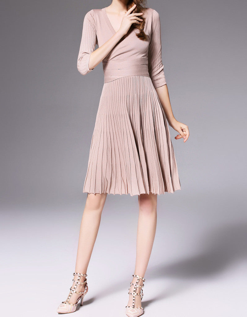 3/4 sleeve V-neck knitted pleated mid-length dress (More colours)