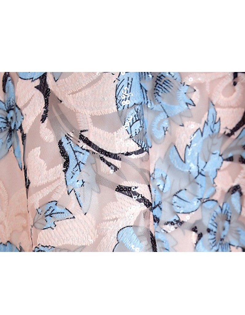 Mid-length sleeve short cheongsum with sewn-on sequins