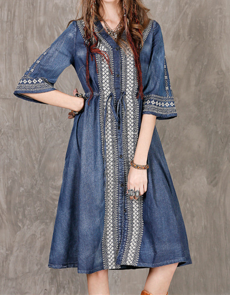 Mid-length sleeved front embroidery denim dress